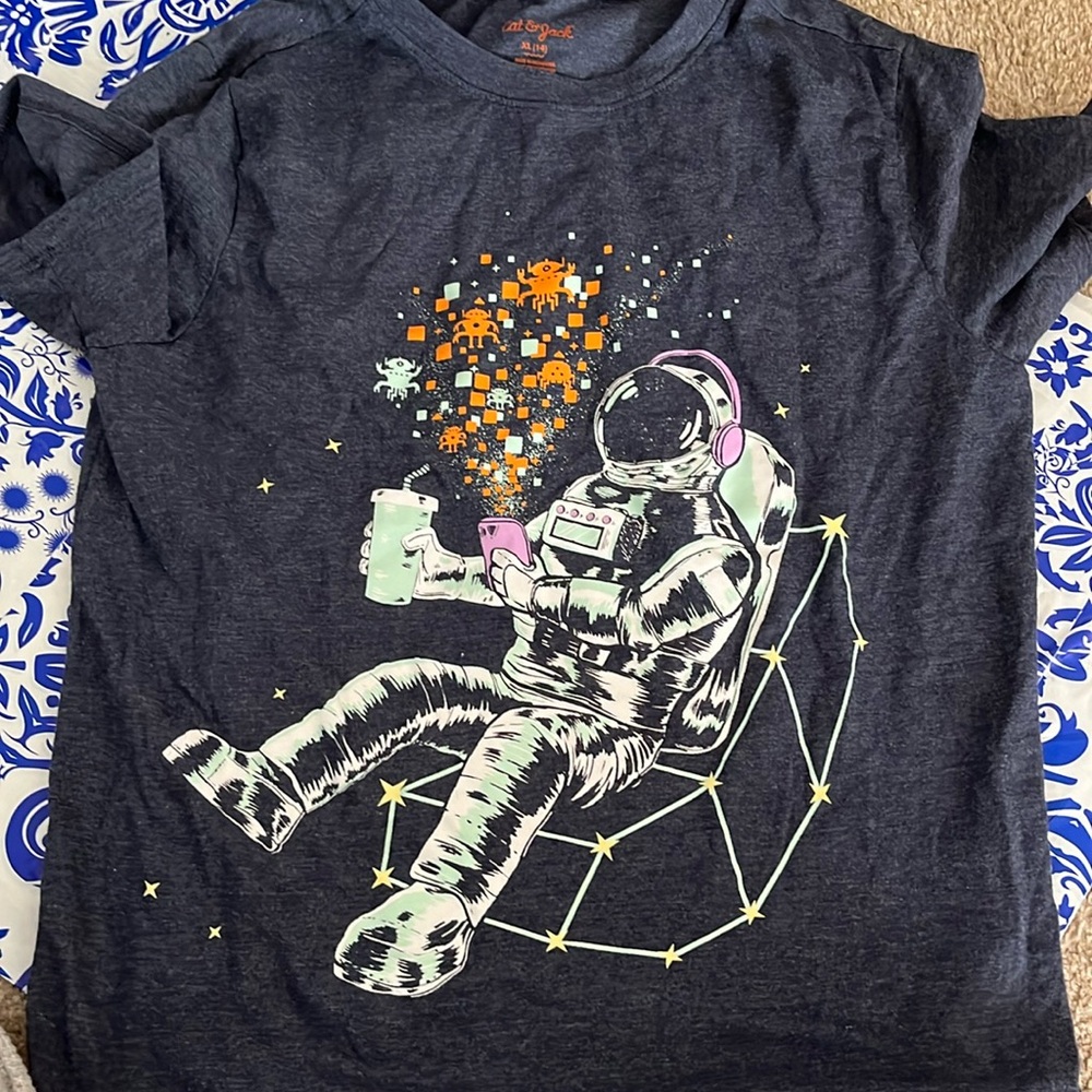Cat and jack shirt